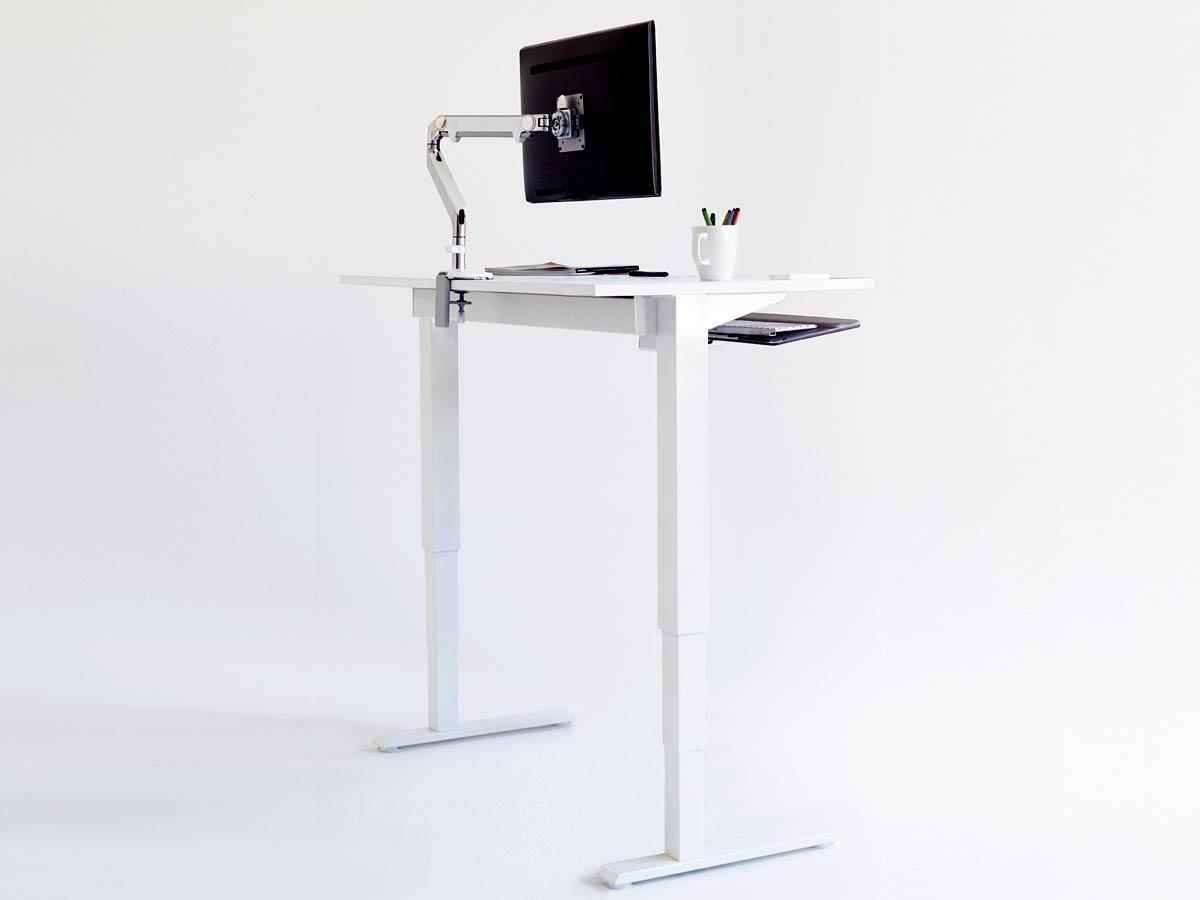 Humanscale FLOAT Steh-Sitz Arbeitsplatz / Tisch FTWR626016WHFS, silber Anwendung Home Office