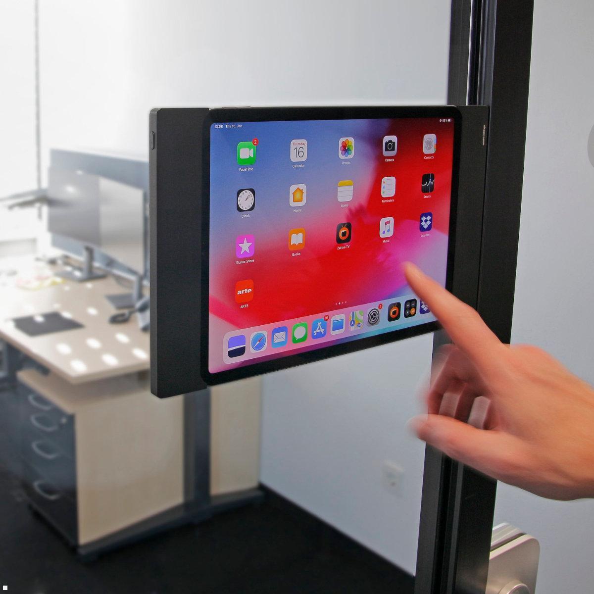 smart things sDock Fix A iPad Wandhalterung 10.9 (10. Gen.), schwarz, Raumbuchung