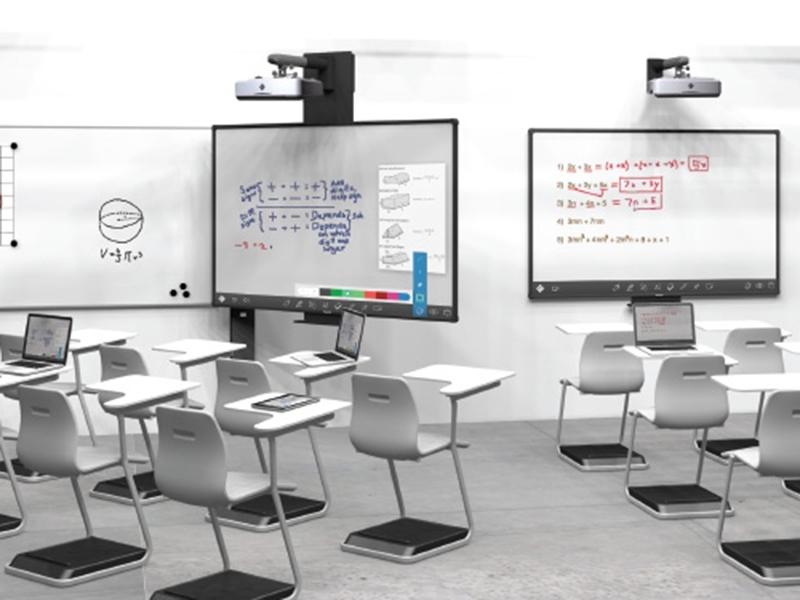 i3 Technologies interaktives Whiteboard 87 Zoll 6-Touch im Unterricht